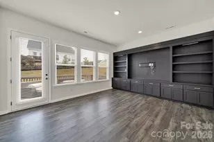 18033 Grey Mossrun Dr, Charlotte, NC 28278 - Photo 14