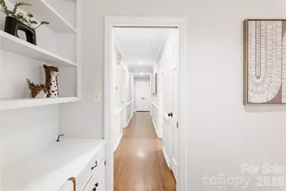 4901 Charmapeg Avenue, Charlotte, NC 28211 - Photo 10