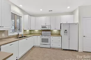 2963 Bellasera Way, Matthews, NC 28105 - Photo 14