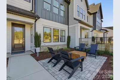 463 Nash Street, Fort Mill, SC 29715 - Photo 2