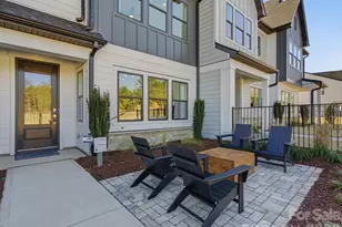 463 Nash St, Fort Mill, SC 29715 - Photo 2