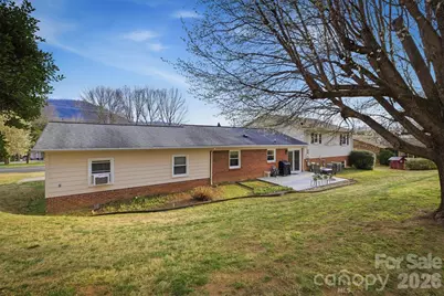 1405 Lower Creek Drive NE, Lenoir, NC 28645 - Photo 6