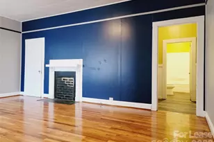 105 N Liberty St, Gastonia, NC 28052 - Photo 4