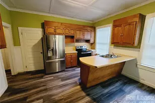 105 N Liberty St, Gastonia, NC 28052 - Photo 10