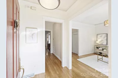 709 E 10th Street, Charlotte, NC 28202 - Photo 4