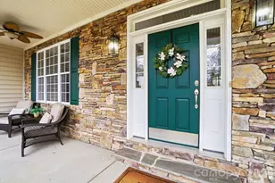 8205 Sturminster Dr, Waxhaw, NC 28173 - Photo 6