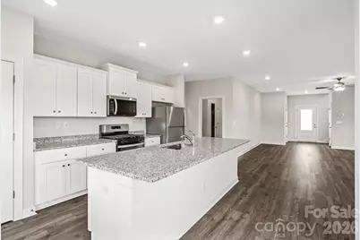 6740 Fairford Drive, Charlotte, NC 28215 - Photo 8