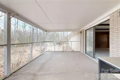 8122 Knollwood Circle, Charlotte, NC 28213 - Photo 30