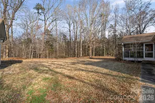 8122 Knollwood Cir, Charlotte, NC 28213 - Photo 36