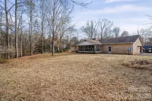 8122 Knollwood Cir, Charlotte, NC 28213 - Photo 38