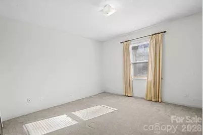 8122 Knollwood Circle, Charlotte, NC 28213 - Photo 26