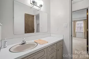 8122 Knollwood Cir, Charlotte, NC 28213 - Photo 28