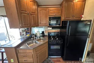 125 Cardinal Ave, New London, NC 28127 - Photo 8