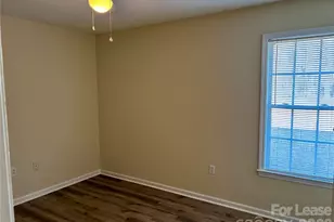 521 Cedar Springs Dr, Lincolnton, NC 28092 - Photo 6