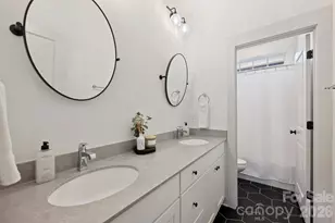 1414 Briar Creek Rd, Charlotte, NC 28205 - Photo 38