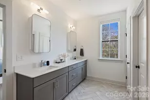 1414 Briar Creek Rd, Charlotte, NC 28205 - Photo 32