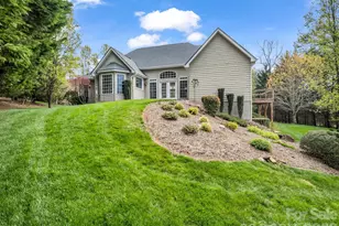 21 Kanuga Forest Dr, Hendersonville, NC 28739 - Photo 40