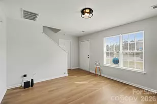 3563 Burkland Dr, Charlotte, NC 28205 - Photo 8