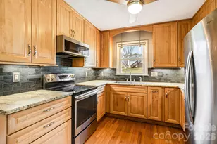 20 Ridge Cross Rd, Asheville, NC 28805 - Photo 12