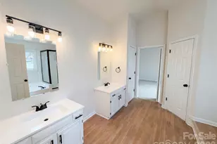 8141 Long Nook Ln, Charlotte, NC 28277 - Photo 18