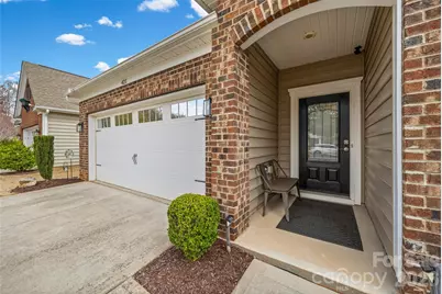 421 Brier Knob Drive, Fort Mill, SC 29715 - Photo 2
