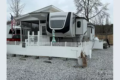 142 Putt Putt Lane, New London, NC 28127 - Photo 2