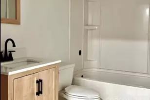 813 3rd St Pl SW, Hickory, NC 28602 - Photo 4