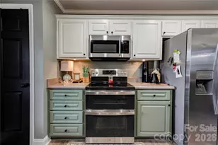 126 Deer Track Ln, Gaffney, SC 29341 - Photo 12