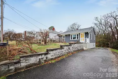 237 Jefferson Avenue NE, Concord, NC 28025 - Photo 2