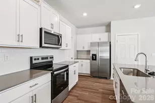 1447 Mammoth Rd, Hickory, NC 28602 - Photo 10