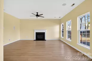 4913 Summerside Dr, Lake Wylie, SC 29710 - Photo 22