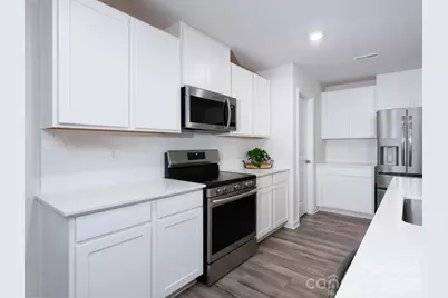 2925 Legacy Ridge Lane, Catawba, NC 28609 - Photo 6