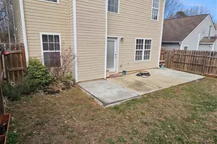 2016 Cindy Creek Ln, Charlotte, NC 28216 - Photo 16