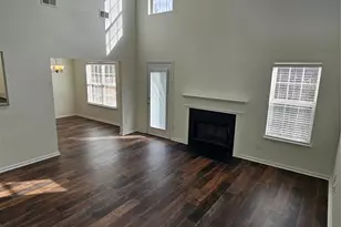 2016 Cindy Creek Ln, Charlotte, NC 28216 - Photo 10