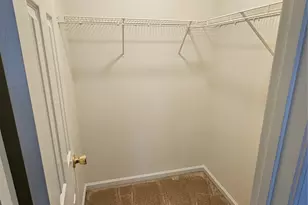 2016 Cindy Creek Ln, Charlotte, NC 28216 - Photo 4