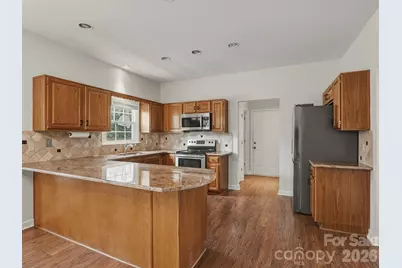 2775 Lamplighter Drive, Kannapolis, NC 28081 - Photo 8