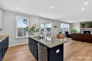 118 Winterberry St, Mooresville, NC 28117 - Photo 8