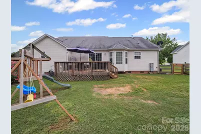 2017 Longhorn Drive, Dallas, NC 28034 - Photo 28