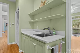 203 Heathcote Rd, Hendersonville, NC 28791 - Photo 32