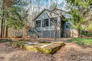 203 Heathcote Rd, Hendersonville, NC 28791 - Photo 36