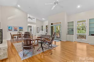 203 Heathcote Rd, Hendersonville, NC 28791 - Photo 10