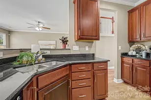 5906 Langwell Ln, Charlotte, NC 28278 - Photo 12