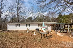 140 Sador St, Cherryville, NC 28021 - Photo 2
