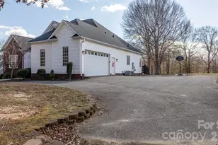 324 Old Hardin Rd, Dallas, NC 28034 - Photo 4