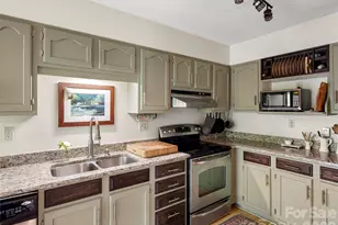 756 Pole Creasman Rd, Asheville, NC 28806 - Photo 16