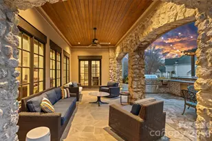 5727 Challisford Ln, Charlotte, NC 28226 - Photo 38