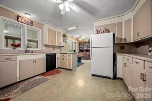 15 Meadowlark Dr, Tryon, NC 28782 - Photo 12