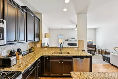 19010 Lake Breeze Drive, Cornelius, NC 28031 - Photo 10