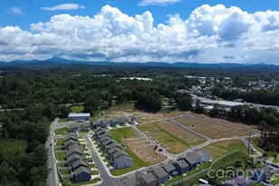 59 Caroline Vly Ln, Hendersonville, NC 28792 - Photo 2