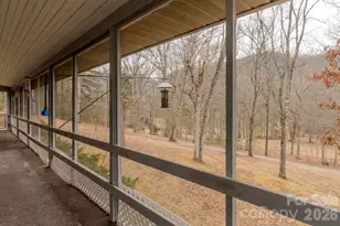 200 Mica Cir, Franklin, NC 28734 - Photo 42